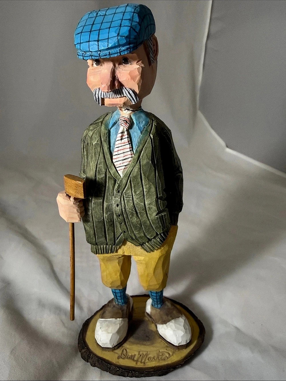 The Golden League Old Man Golfer figurine Golfer Figurine Decor